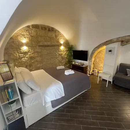 Desireshome Apartment *